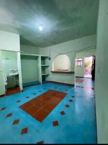 Cuarto con Baño y Cocina